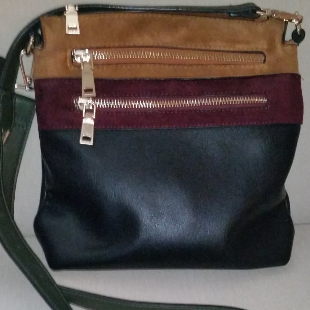 Sondra Roberts Squared black/crimson/tan/green crossbody bag NWOT